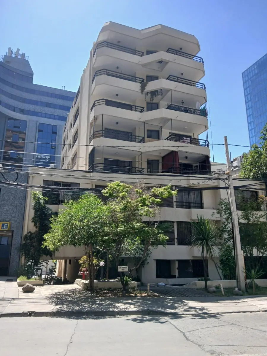Venta Departamento SP 1D 1B 1E 1B Barrio El Golf - Las Condes