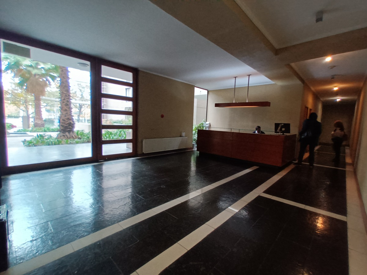 Arriendo Departamento NP 3D en suite Walk-in cl&oacute;set 2B 2E 1B Borde R&iacute;o - Casa Piedra - Vitacura