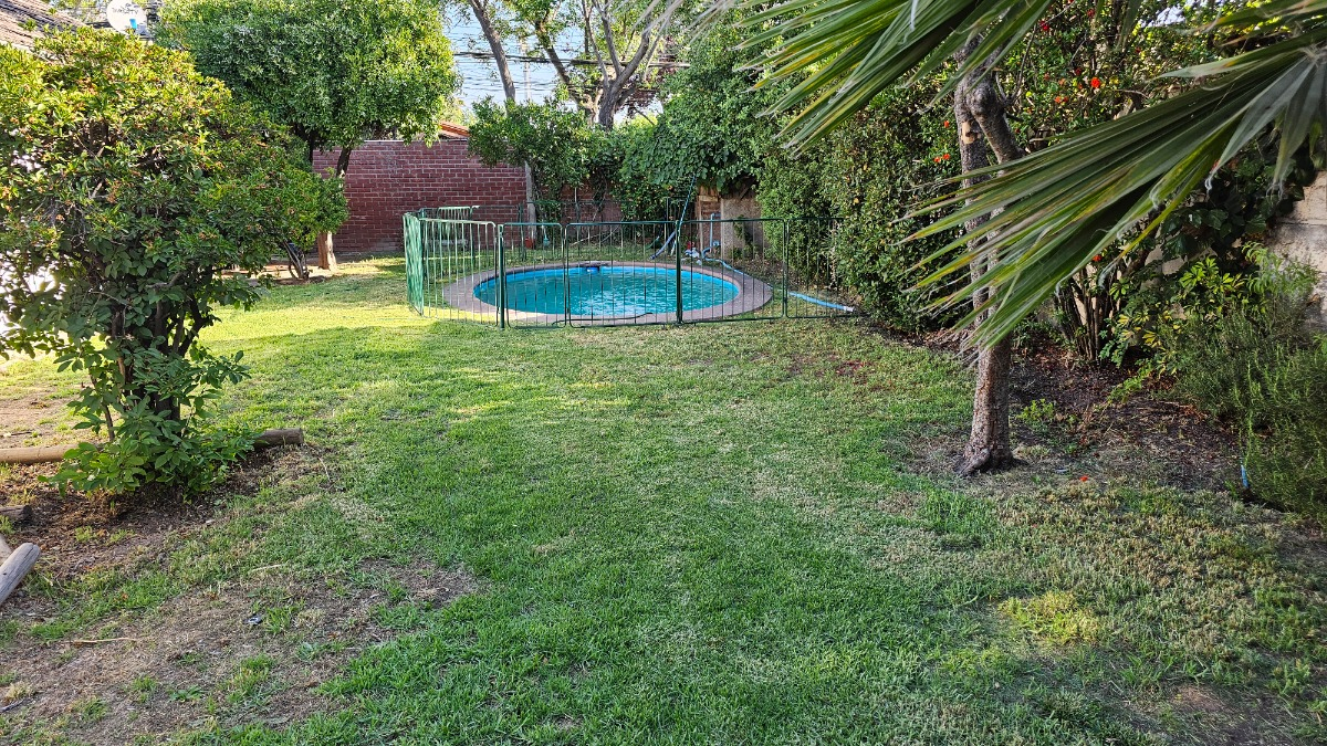 Venta Casa 4D 4B 3E Carlos Ossand&oacute;n - La Reina