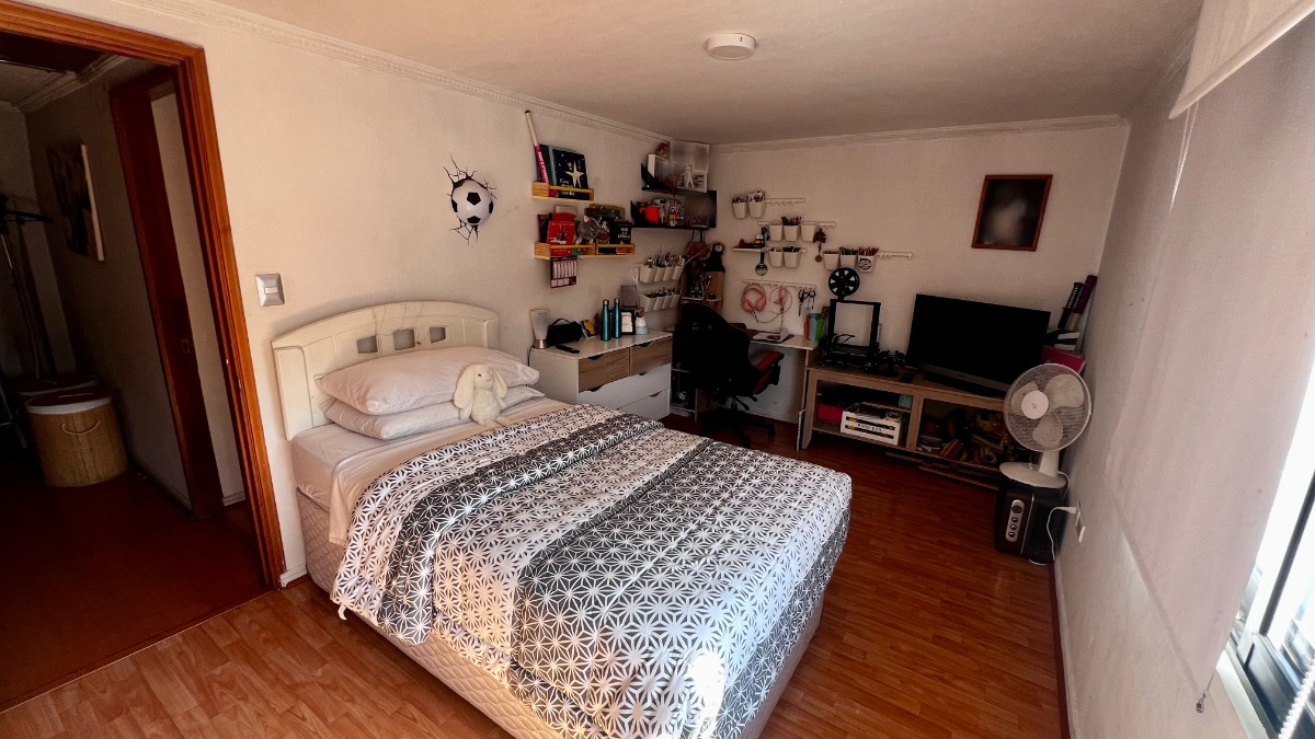 Venta Casa NO 4D en suite 3B 2E 1B Blest Gana - La Reina