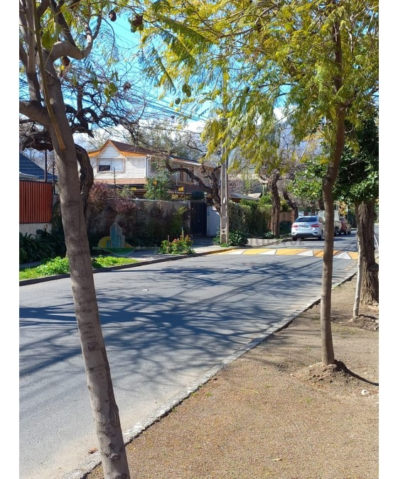 Venta Casa SP 5D 3B 3E Troncos Viejos - La Reina