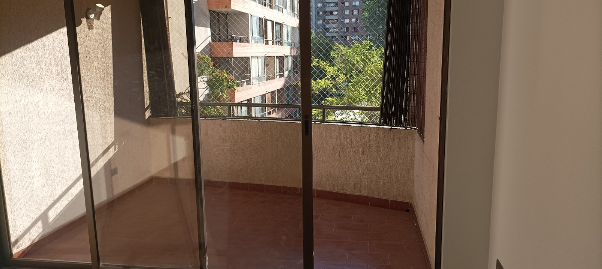 Arriendo Departamento NP 3D en suite 3B 1E 1B Vaticano - Las Condes