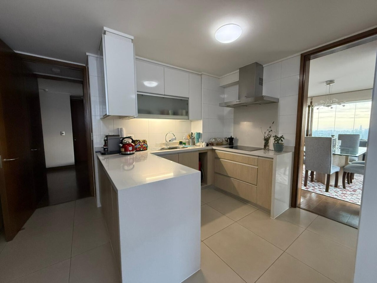 Arriendo Departamento NP 3D en suite Walk-in cl&oacute;set 4B 2E Tabancura - Vitacura