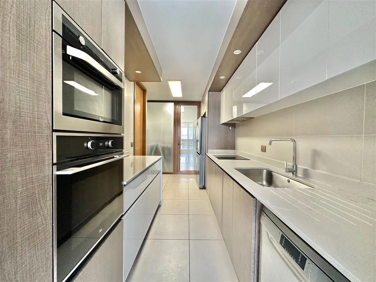 Venta Departamento O 3D 3B 2E 1Bd La Dehesa - Lo Barnechea