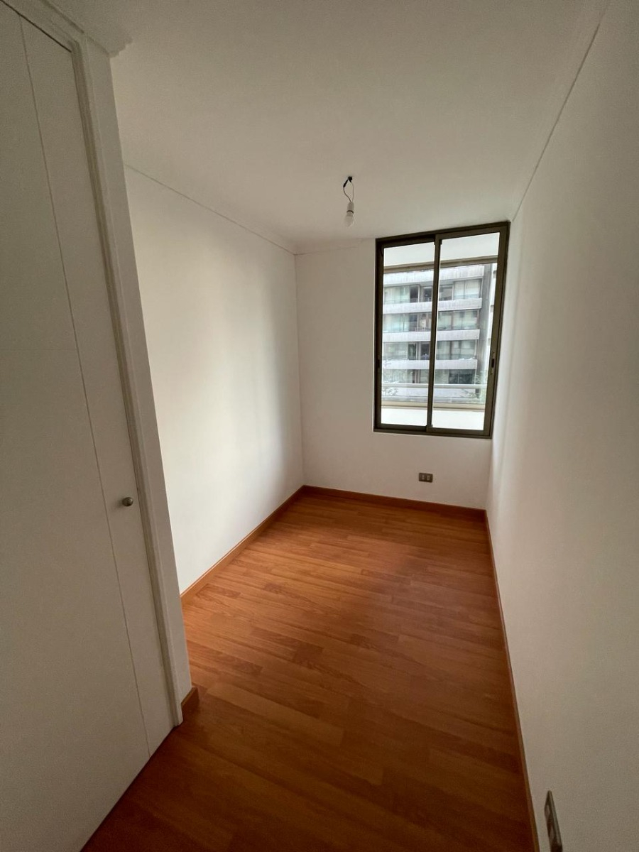 Venta Departamento SP 4D en suite Walk-in cl&oacute;set 3B 1E 1B Vaticano - Las Condes