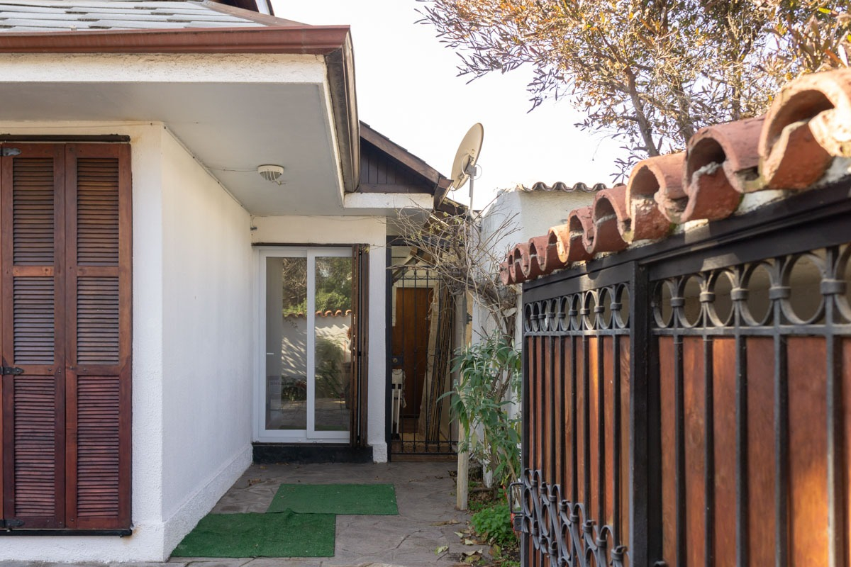 Arriendo Casa NP 3D 2B 2E 1B Blest Gana - La Reina