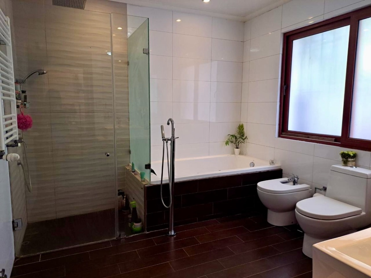 Arriendo Casa 3D 3B 6E 1B Metro Pr&iacute;ncipe de Gales - Country Club - La Reina