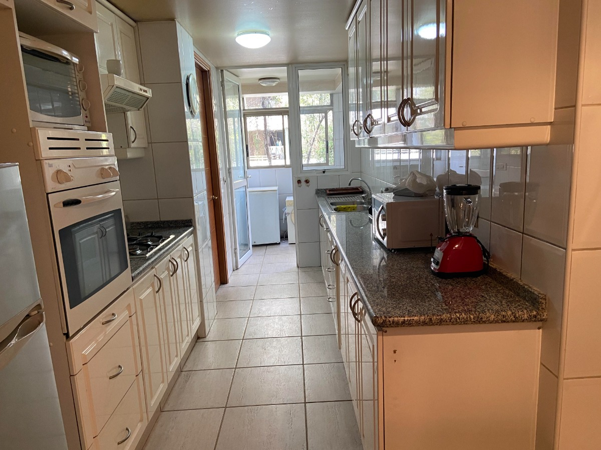 Venta Departamento SO 4D Walk-in cl&oacute;set 4B 2E 1B Barrio El Golf - Las Condes