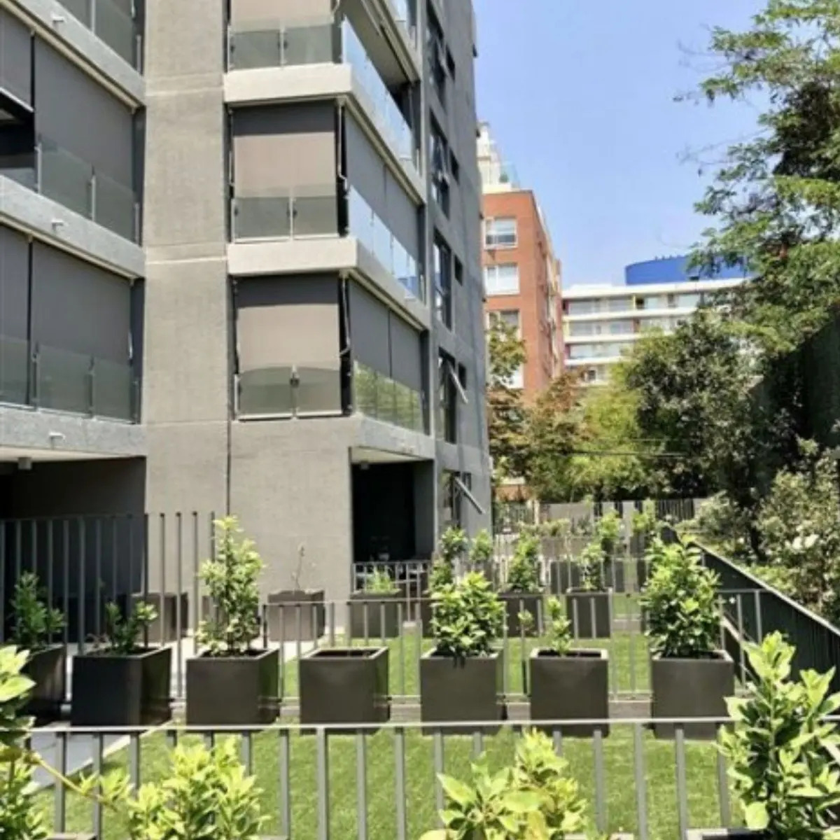 Arriendo Departamento 1D Metro Hernando de Magallanes - Las Condes
