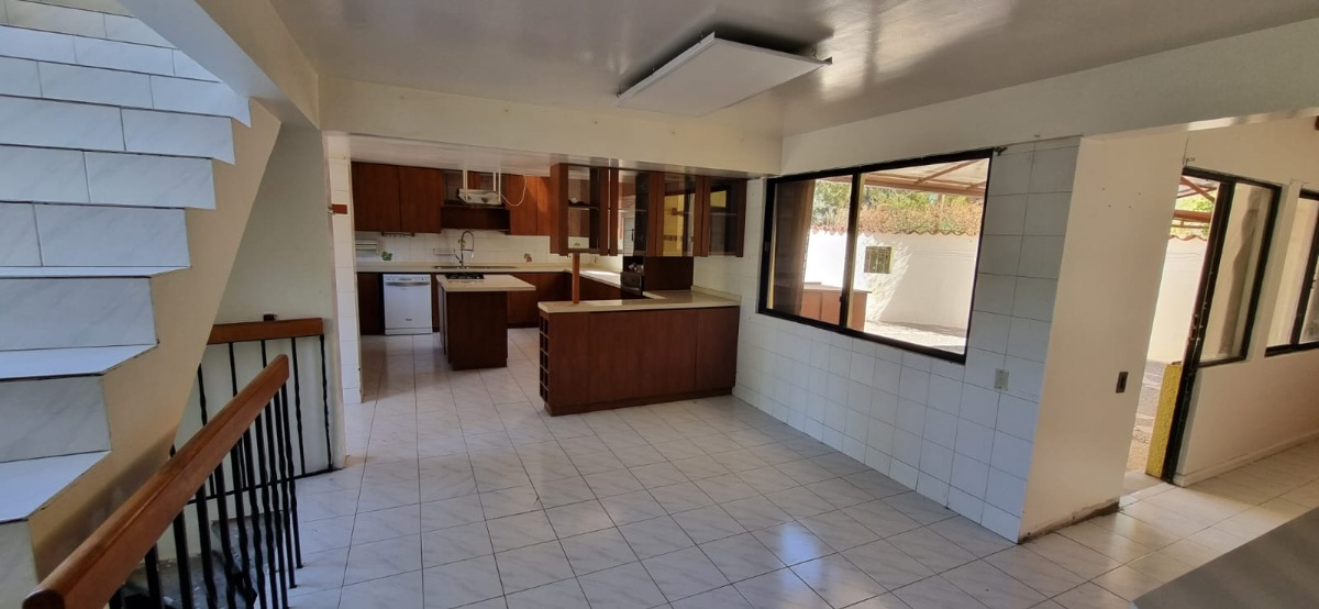 Venta Casa NOSP 5D 4B 4E 3B El Array&aacute;n - Lo Barnechea