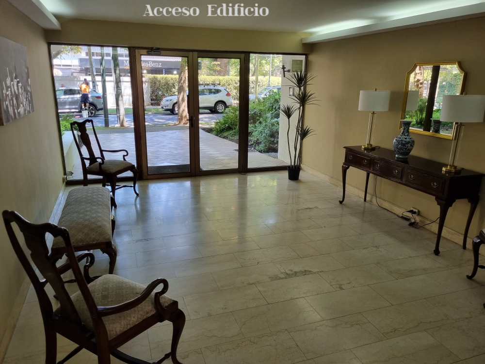 Arriendo Departamento 4D Barrio El Golf - Las Condes