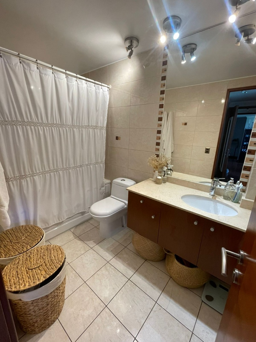 Arriendo Departamento 2D Jard&iacute;n Del Este - Vitacura