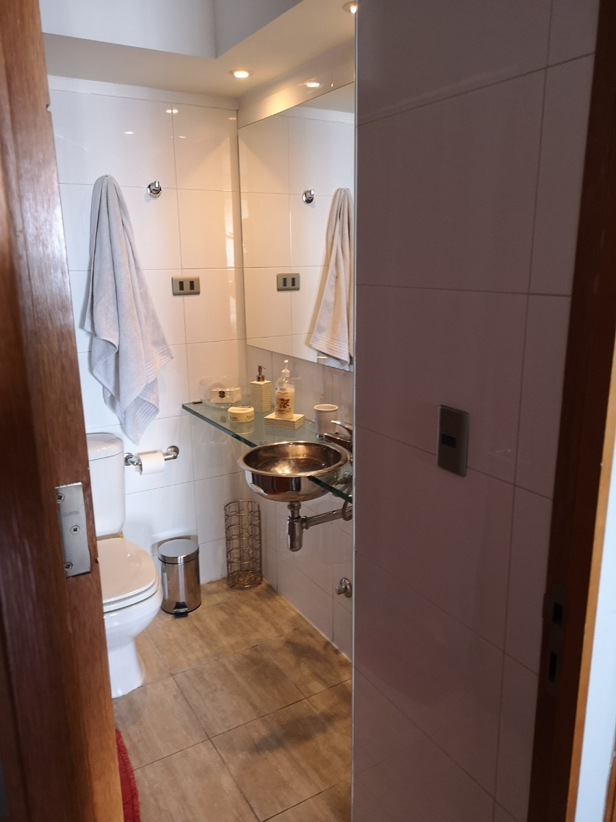 Venta Departamento SO 2D en suite 2B 1E 1Bd Metro Escuela Militar - Las Condes