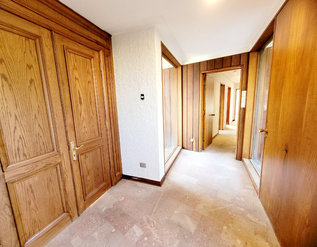 Venta Casa NP 7D 4B 5E 1B Estadio Manquehue - Vitacura