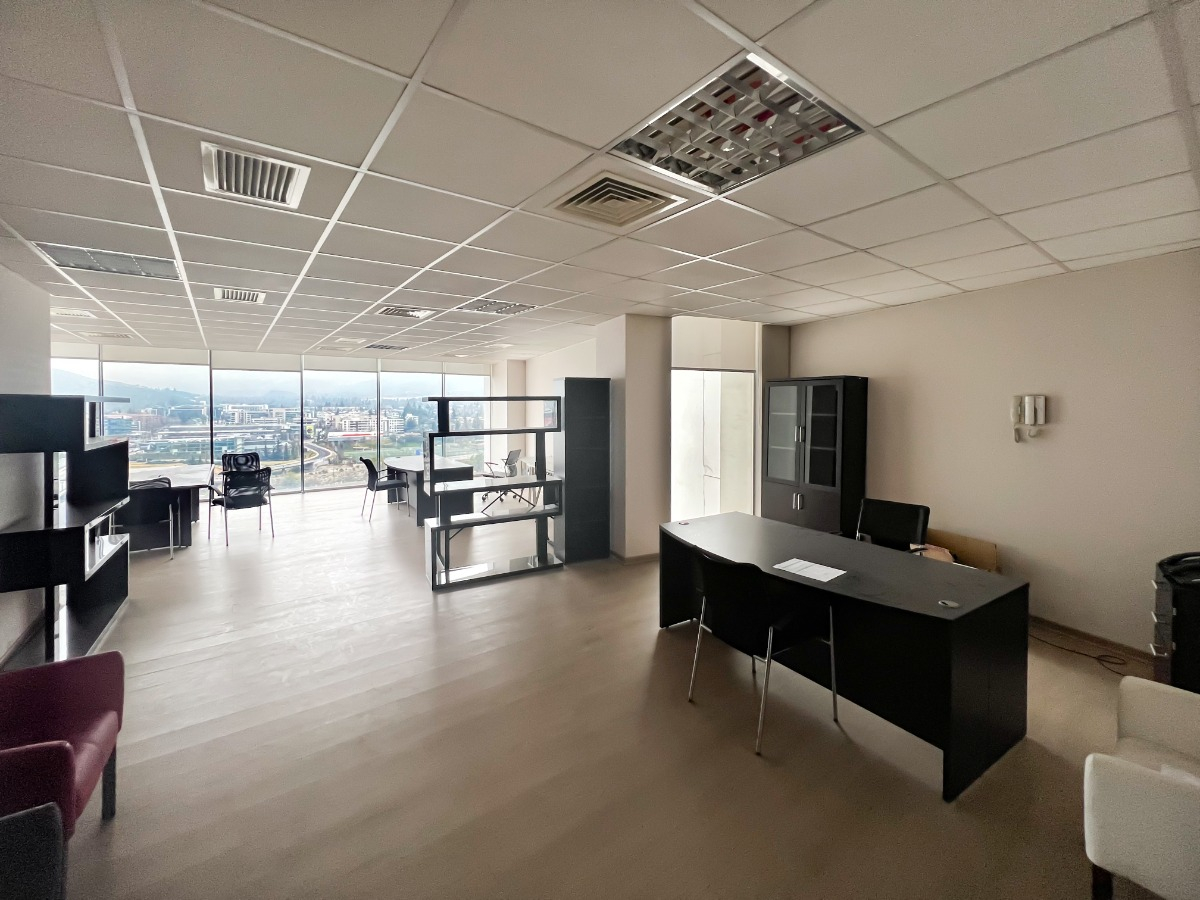 Venta Oficina Norte 2B 2E 1B Puente Nuevo - Lo Barnechea