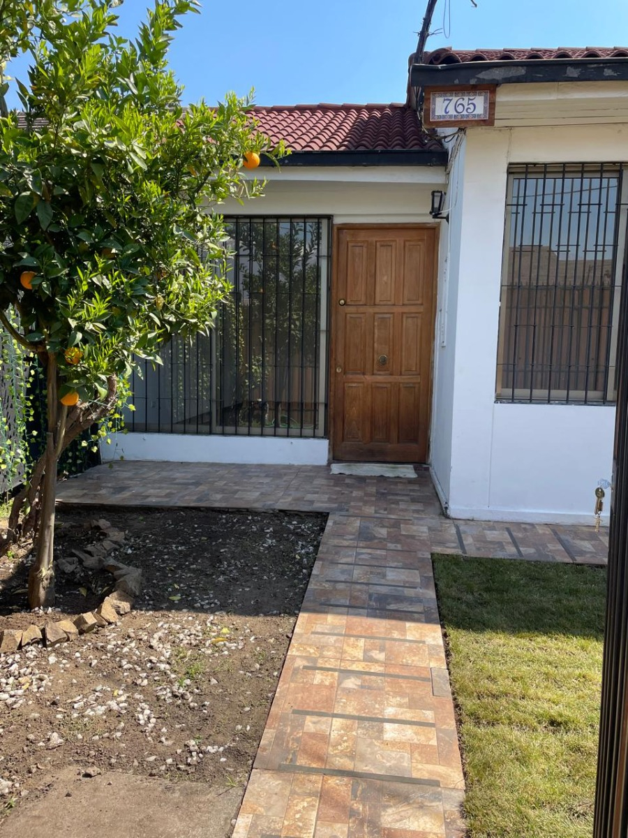 Venta Casa NO 3D 2B 2E Rotonda Atenas - Las Condes