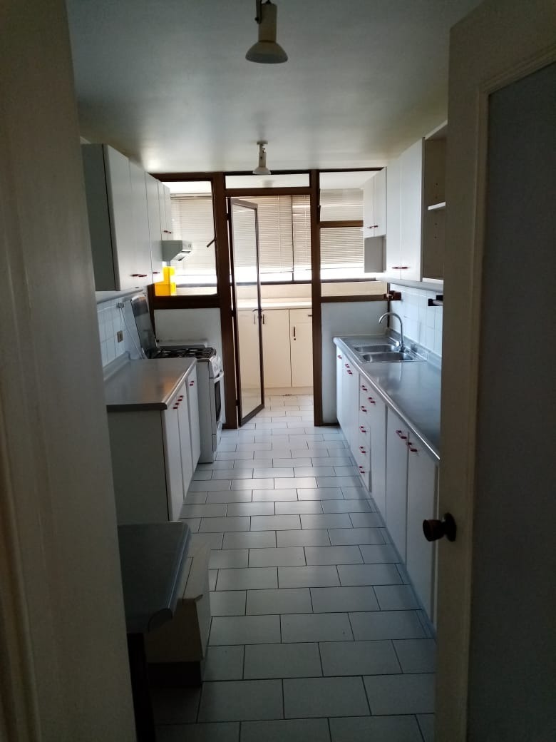 Venta Departamento 2D Barrio El Golf - Las Condes