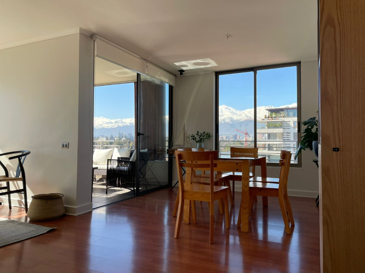 Arriendo Departamento NO 4D en suite Walk-in cl&oacute;set 3B 2E 1B Borde R&iacute;o - Casa Piedra - Vitacura