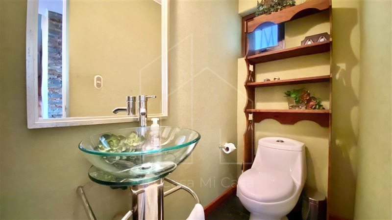 Venta Casa Poniente 3D en suite Walk-in cl&oacute;set 3B 3E 1B Arboretum - Club de Campo - Pe&ntilde;alol&eacute;n