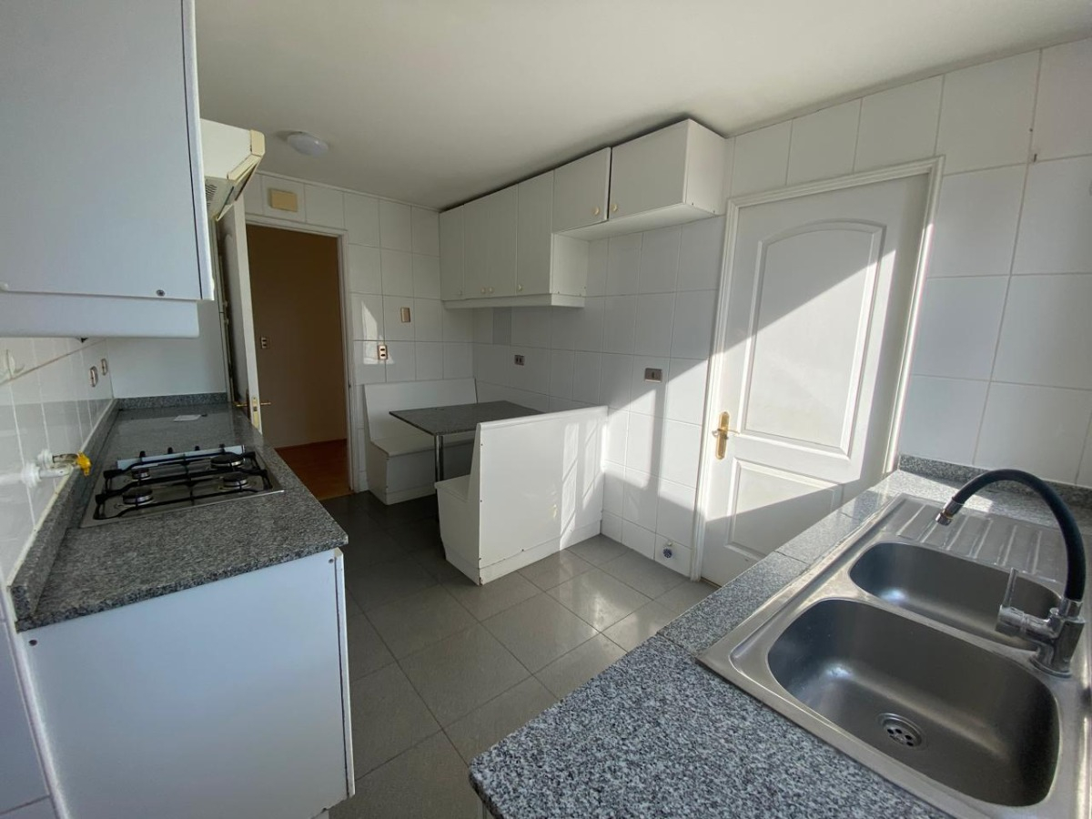 Arriendo Casa O 6D en suite Walk-in cl&oacute;set 5B 2E La Dehesa - Lo Barnechea