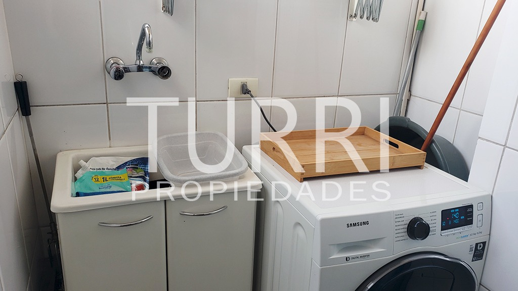 Arriendo Departamento N 2D en suite 2B 1E 1B Barrio El Golf - Las Condes