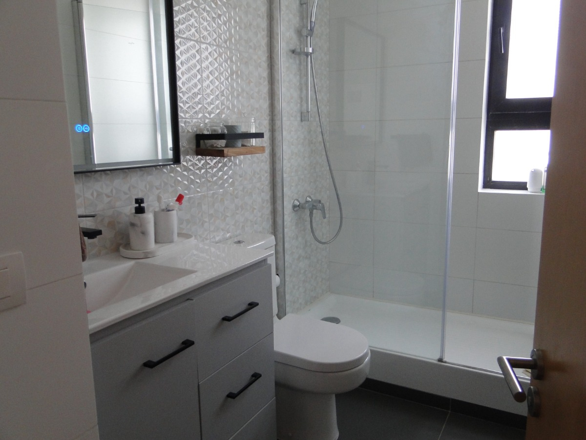 Venta Departamento 2D Jard&iacute;n Del Este - Vitacura