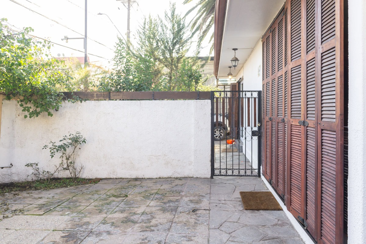 Arriendo Casa NP 3D 2B 2E 1B Blest Gana - La Reina