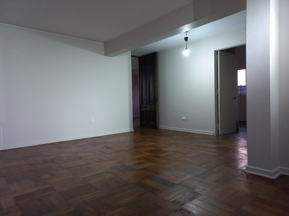 Arriendo Departamento 2D 1B Metro Escuela Militar - Las Condes
