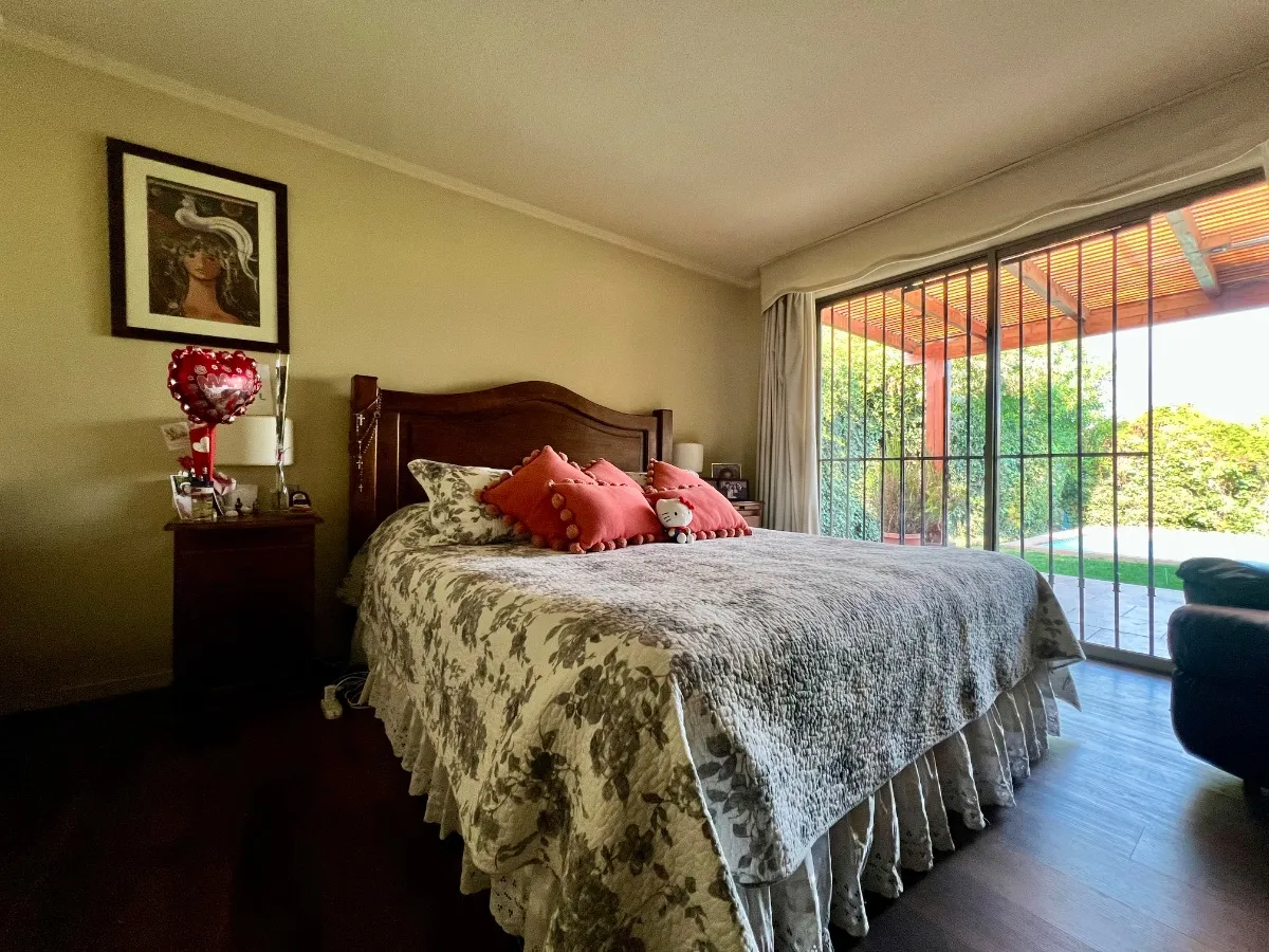 Venta Casa NO 5D WI cl&oacute;set Suite 4B 2E 1Bd La Dehesa - Lo Barnechea