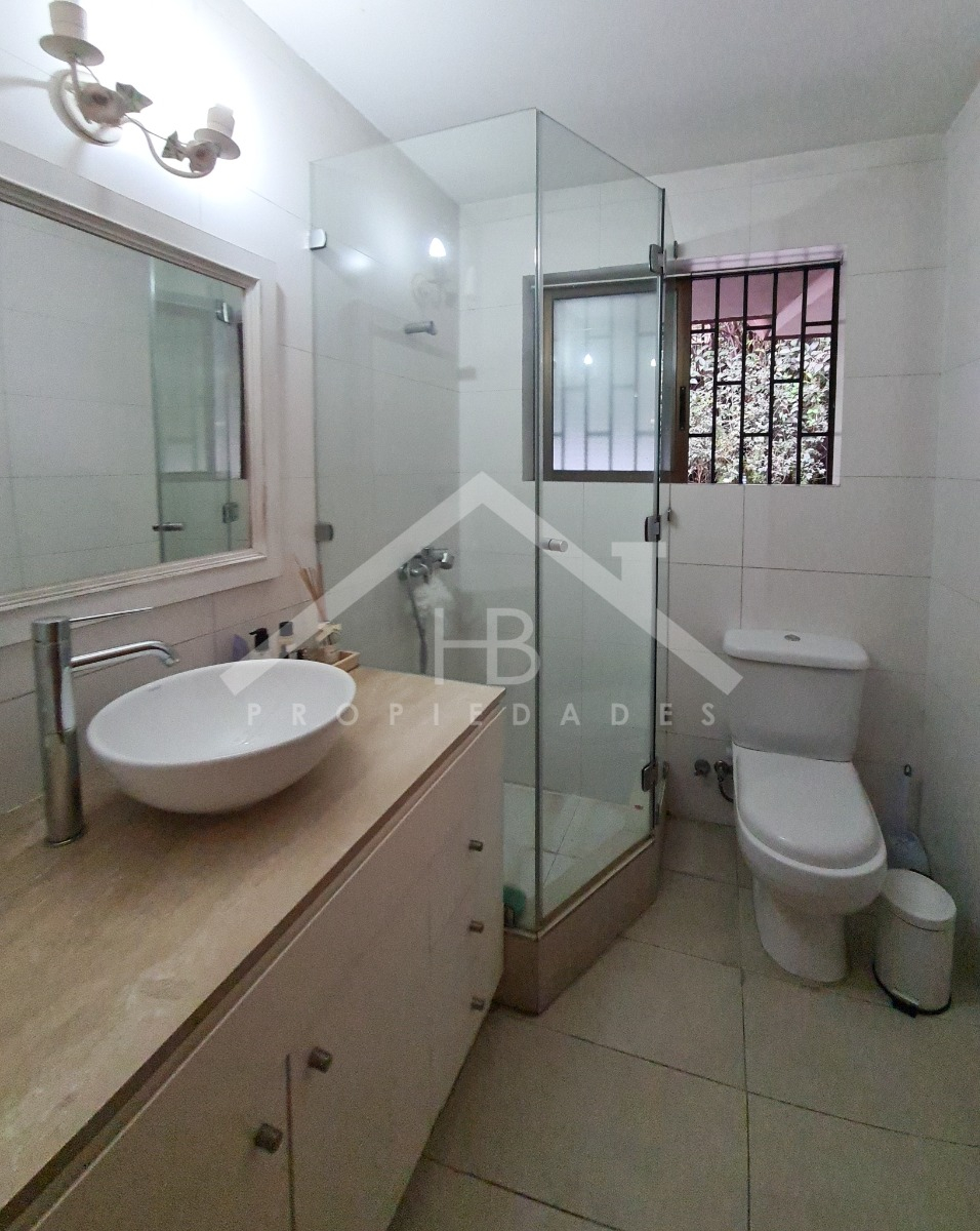 Venta Casa N 5D en suite Walk-in cl&oacute;set 4B 3E 1B La Dehesa - Lo Barnechea