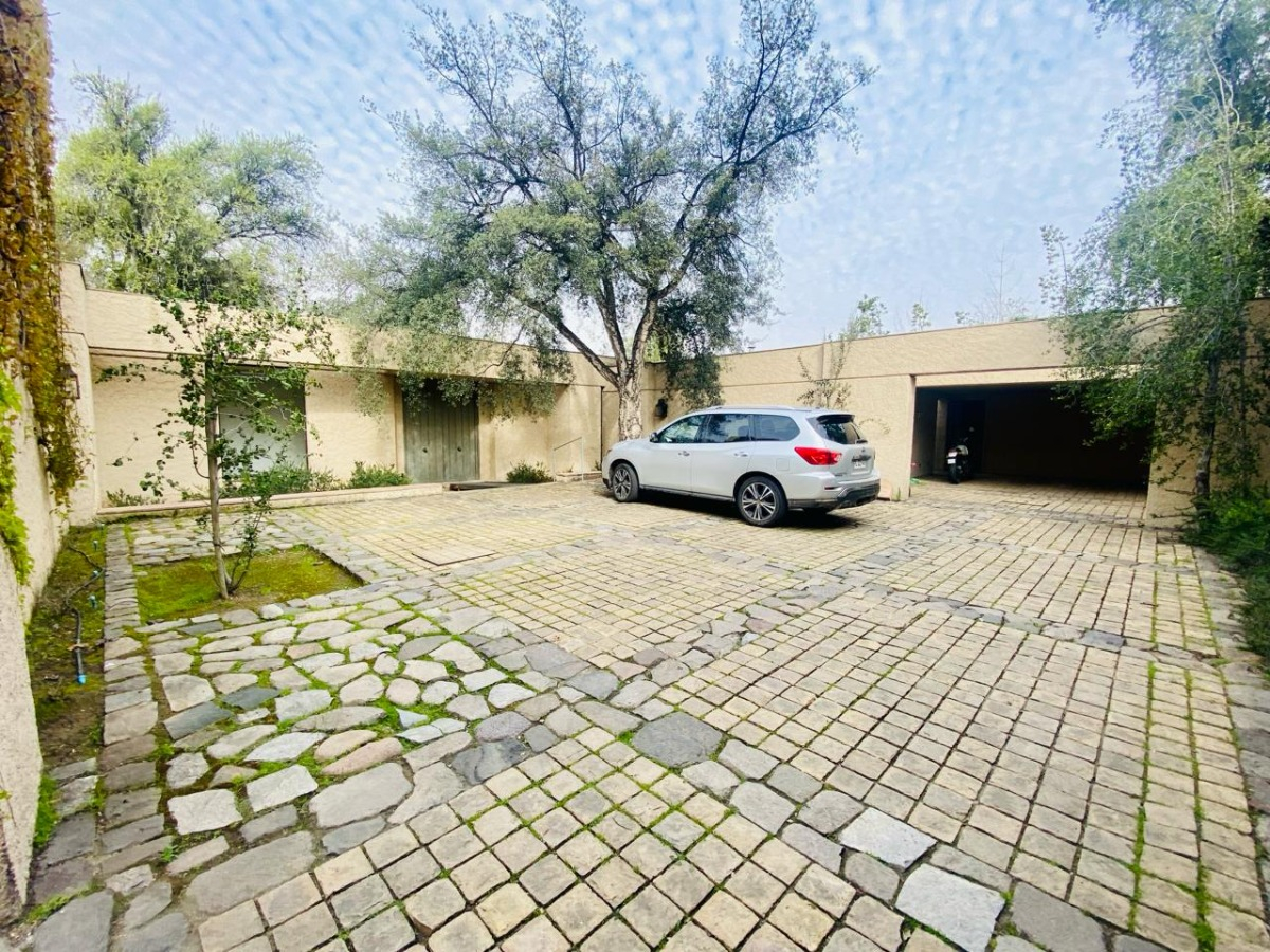 Venta Casa NO 5D en suite Walk-in cl&oacute;set 4B 6E 1B Juan XXIII - Vitacura