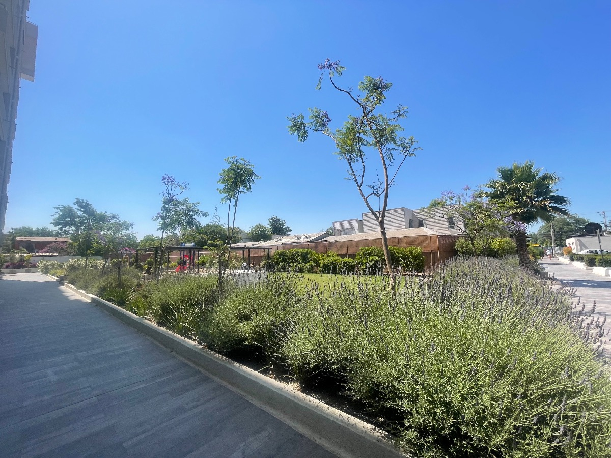 Venta Departamento 2D en suite Walk-in cl&oacute;set 2B 1E Metro Santiago Bueras - Maip&uacute;