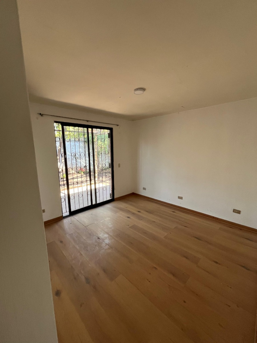 Arriendo Casa S 3D 1B 2E 1B Carlos Ossand&oacute;n - La Reina