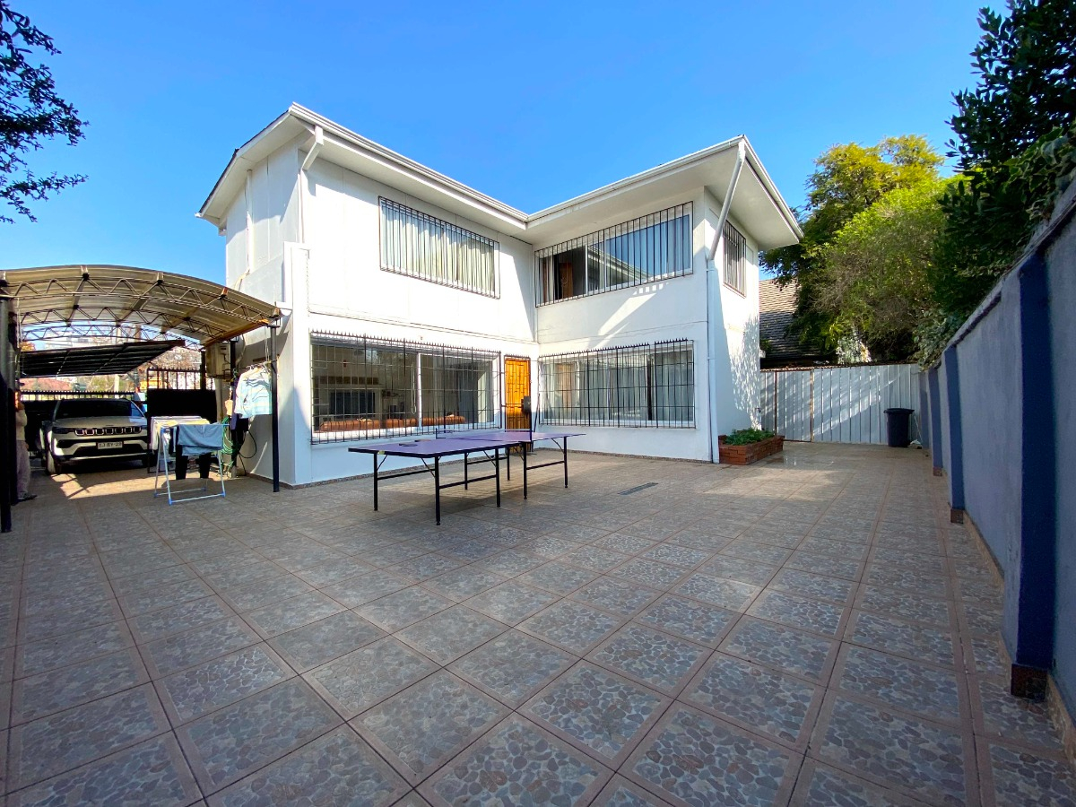 Arriendo Casa 4D 3B 3E 1B In&eacute;s de Su&aacute;rez - Providencia