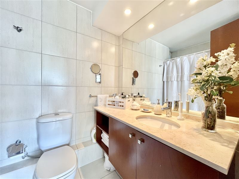 Venta Departamento Norte 2D en suite Walk-in cl&oacute;set 2B 2E 1B  - Las Condes