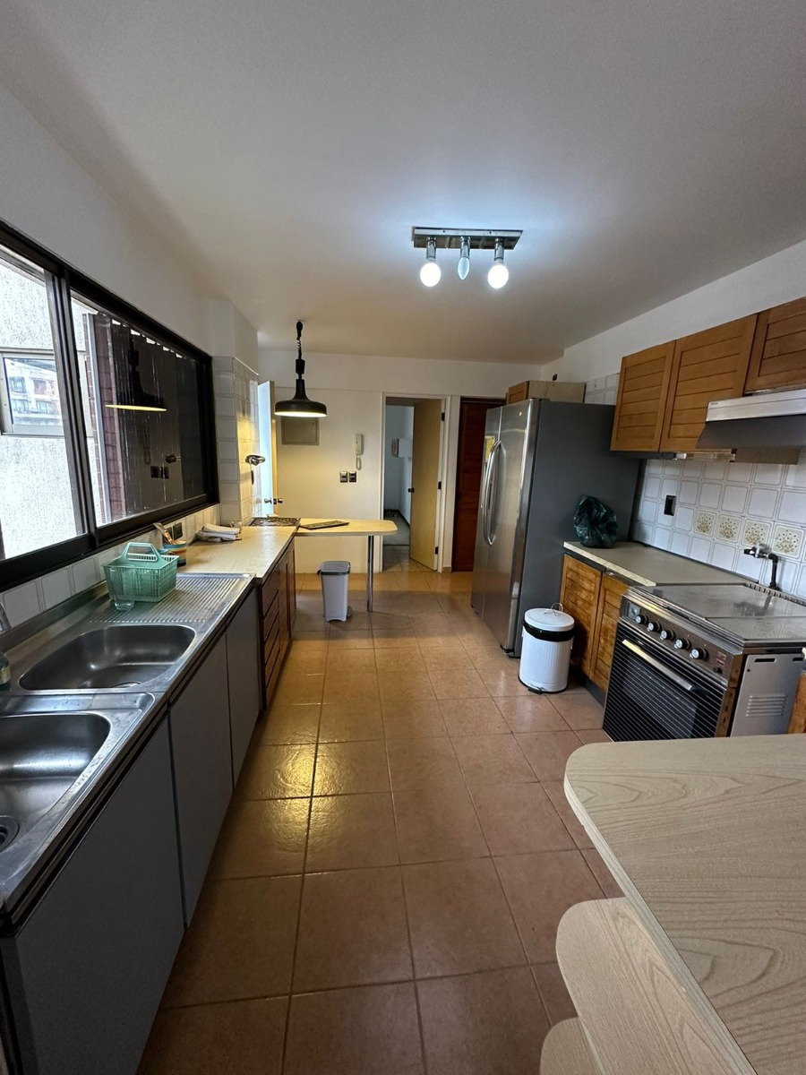 Arriendo Departamento O 3D 3B 2E 1B Barrio El Golf - Las Condes