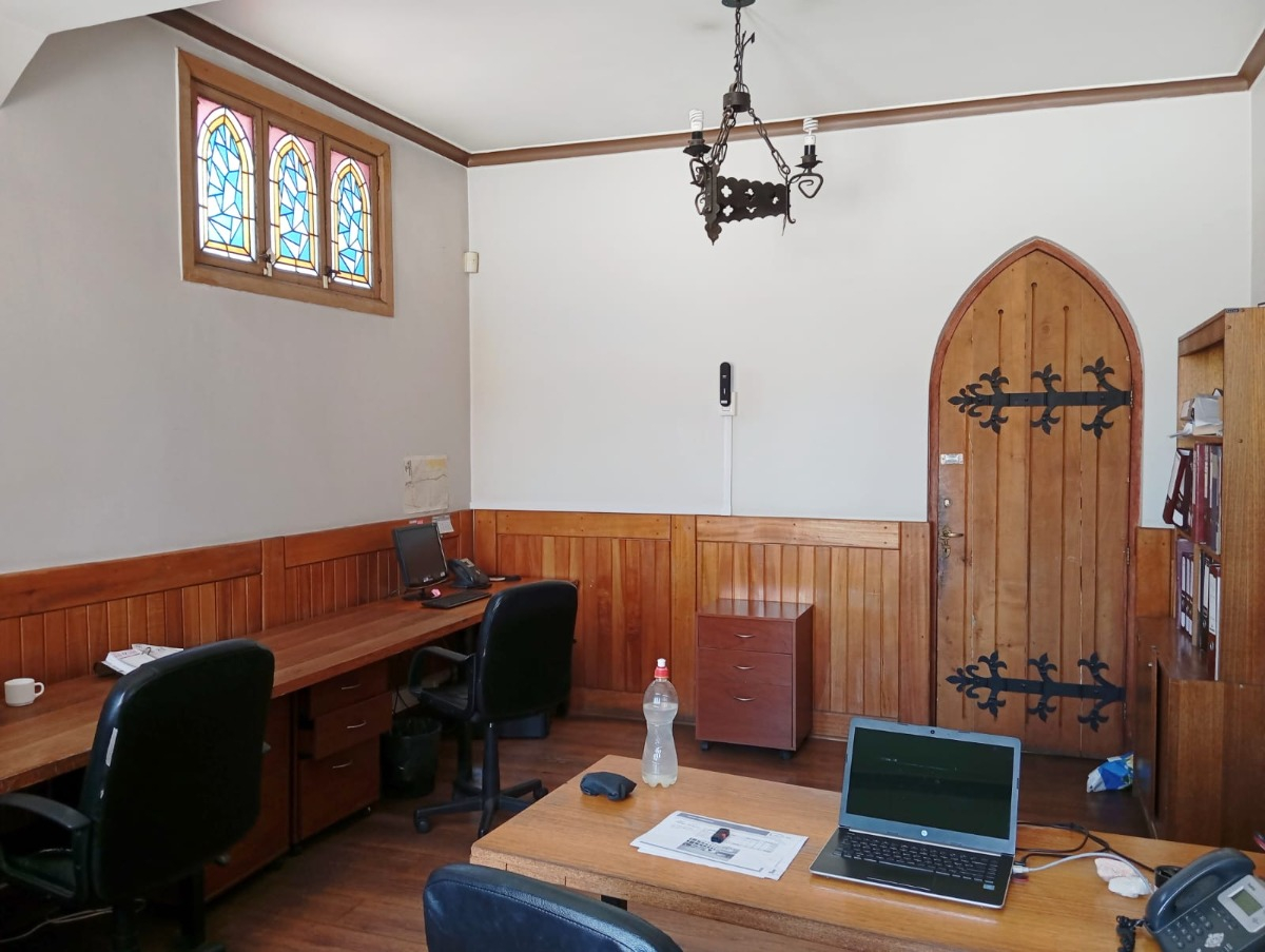 Arriendo Oficina NO 8B 4E 2B Plaza Italia - Providencia