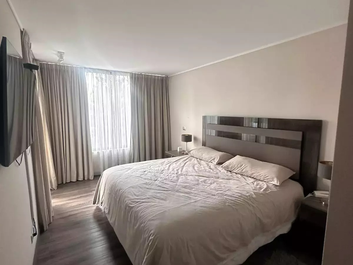 Venta Dpto NO 4D en suite Walk-in cl&oacute;set 5B 2E 2B La Dehesa - Lo Barnechea