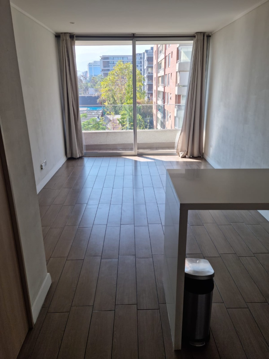 Arriendo Departamento NO 2D en suite Walk-in cl&oacute;set 2B 1E 1B Metro Hernando de Magallanes - Las Condes