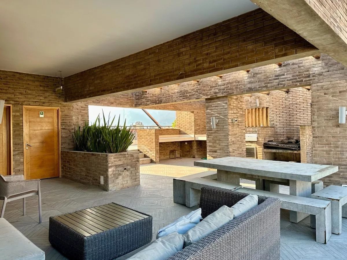 Arriendo Departamento 1D Metro Hernando de Magallanes - Las Condes