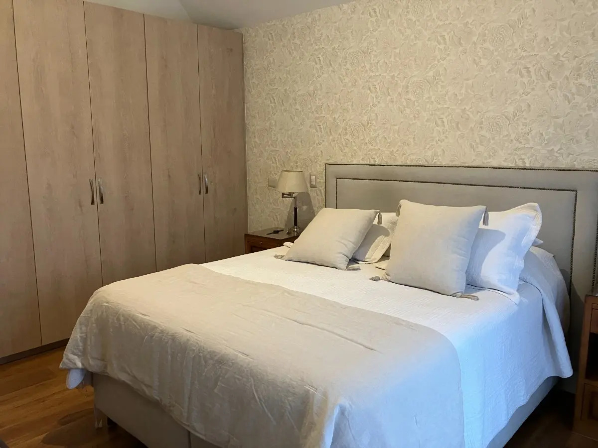 Venta Casa 4D en suite 3B 2E Alto Las Condes - Las Condes