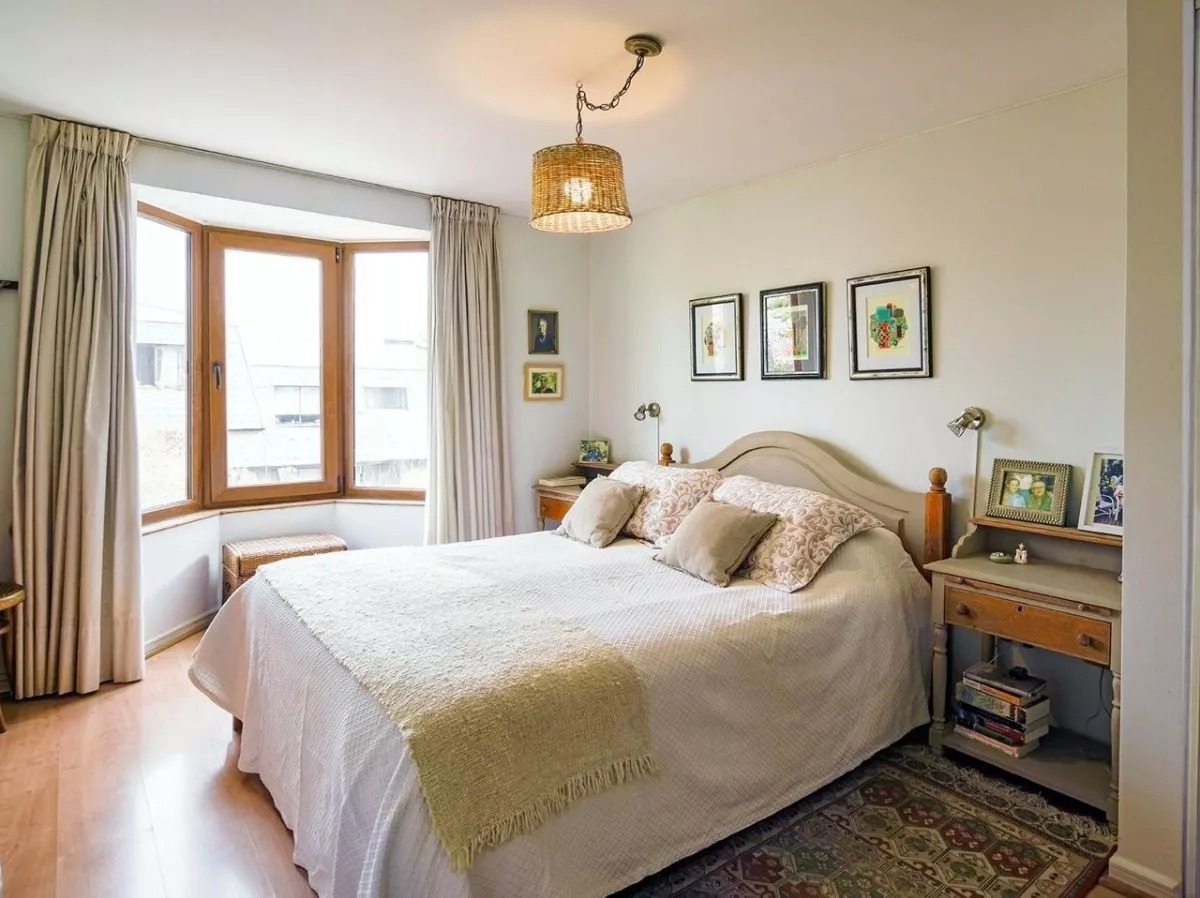 Venta Casa O 4D en suite 3B 2E 1B Los Dominicos - Las Condes