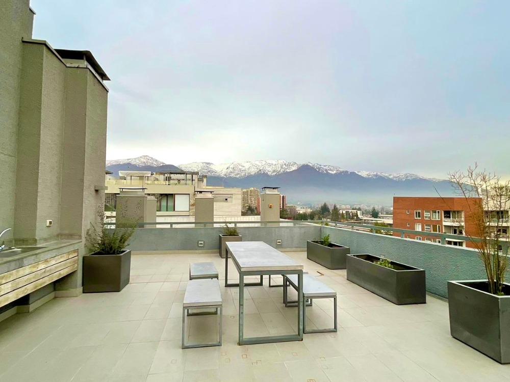 Arriendo Departamento SO 2D en suite 2B 1E 1B Metro Hernando de Magallanes - Las Condes