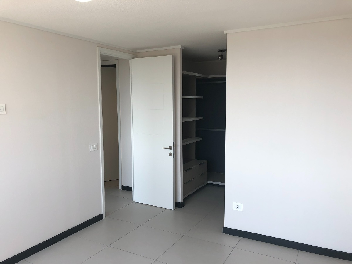 Arriendo Departamento N 3D en suite Walk-in cl&oacute;set 2B 1E 1B Metro Sim&oacute;n Bolivar - La Reina