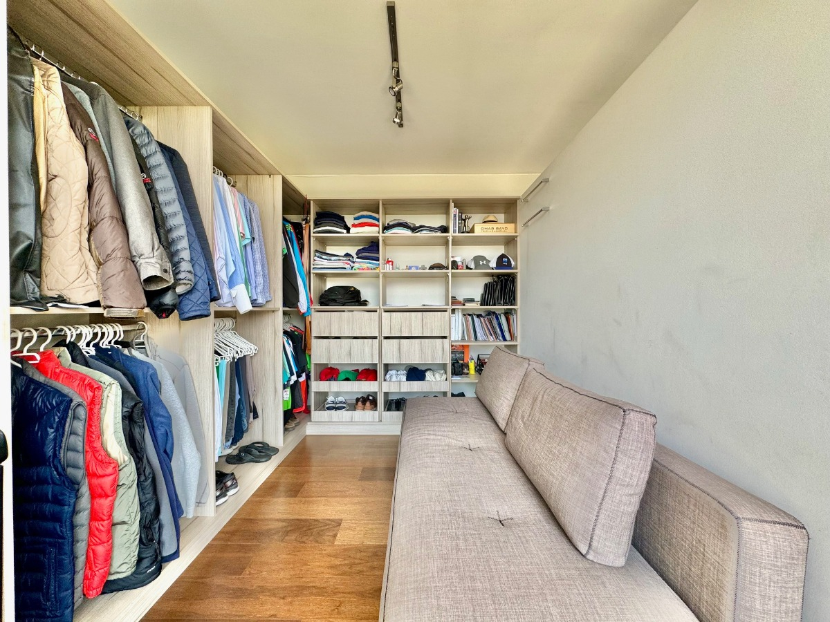 Venta Casa NO 4D en suite Walk-in cl&oacute;set 3B 2E 1B Los Trapenses - Lo Barnechea