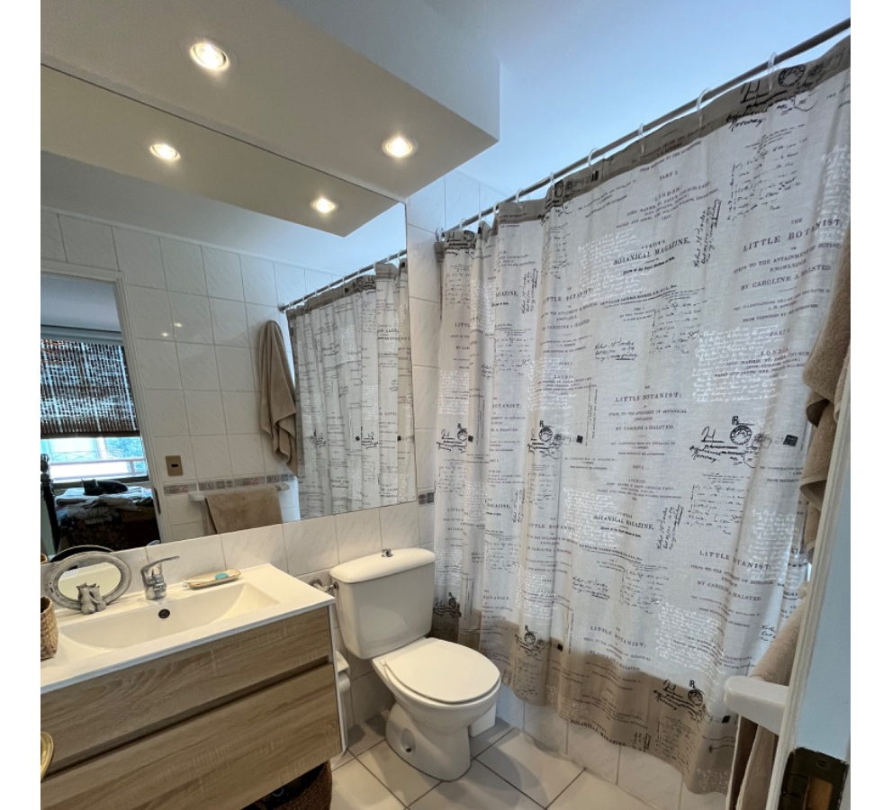 Venta Departamento NO 2D en suite Walk-in cl&oacute;set 2B 1E 1B Barrio El Golf - Las Condes