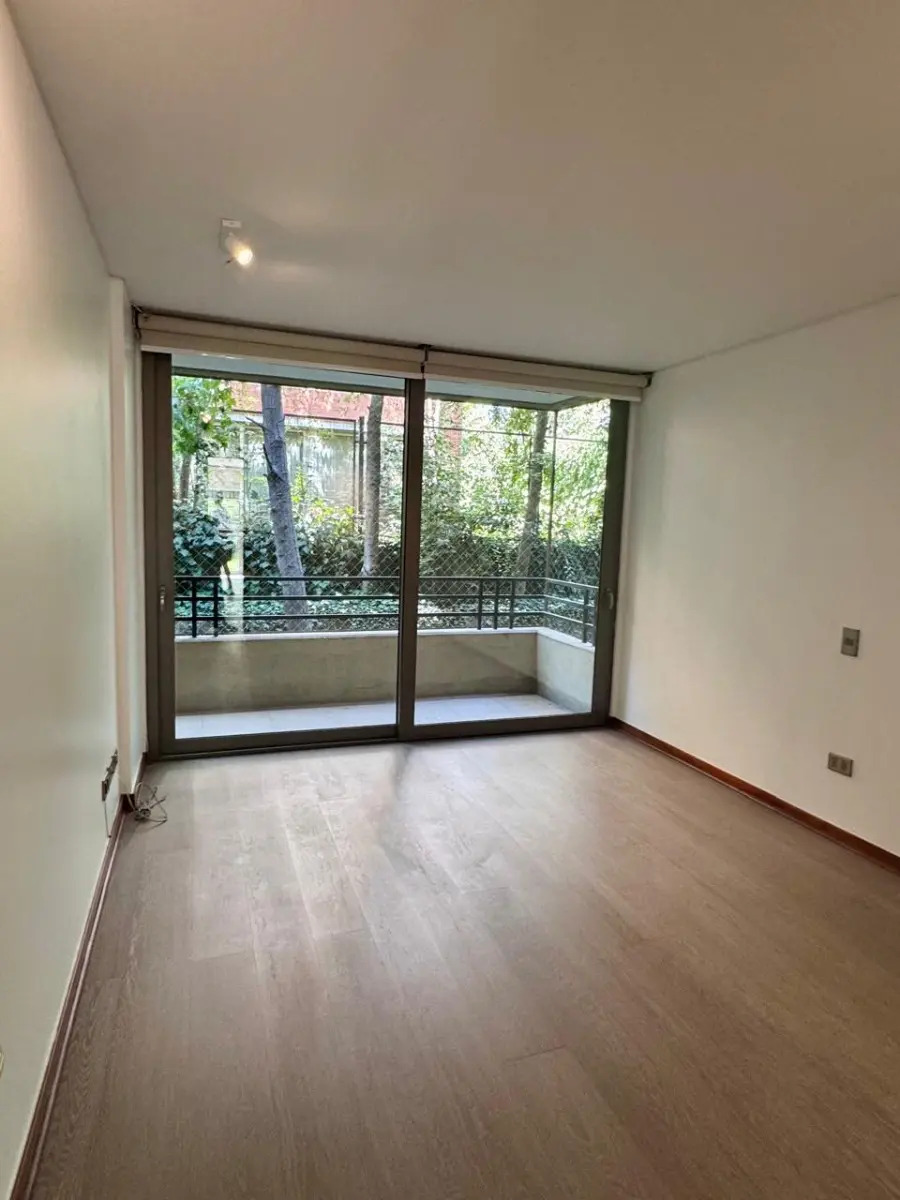 Arriendo Departamento NP 4D en suite Walk-in cl&oacute;set 4B 2E 1B Santa Mar&iacute;a de Manquehue - Vitacura