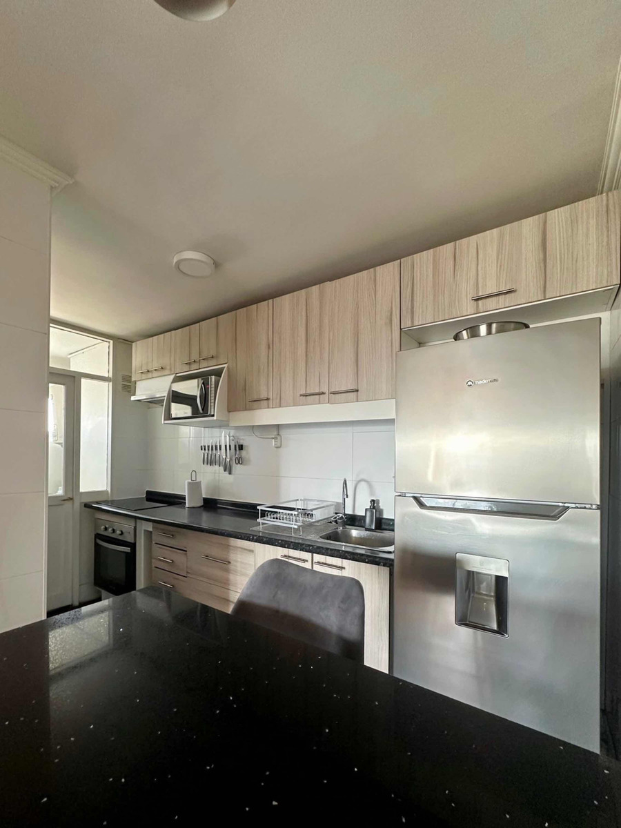 Arriendo Departamento 3D 2B 1E 1B Metro Bilbao - Providencia