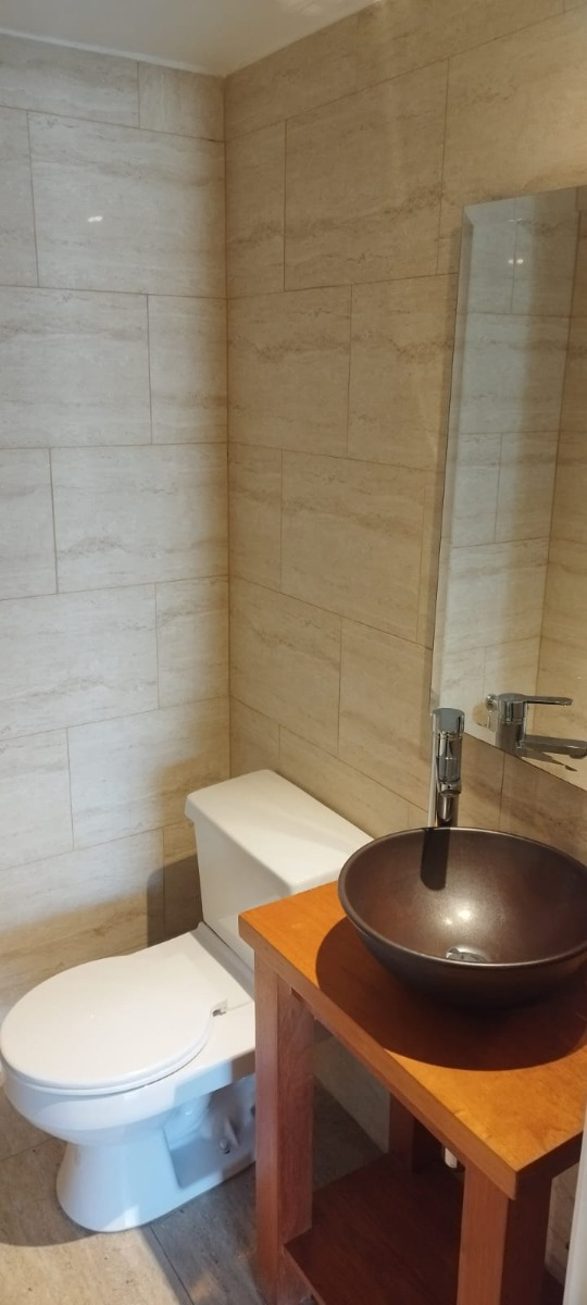 Arriendo Departamento O 2D en suite Walk-in cl&oacute;set 2B 1E 1B Barrio El Golf - Las Condes