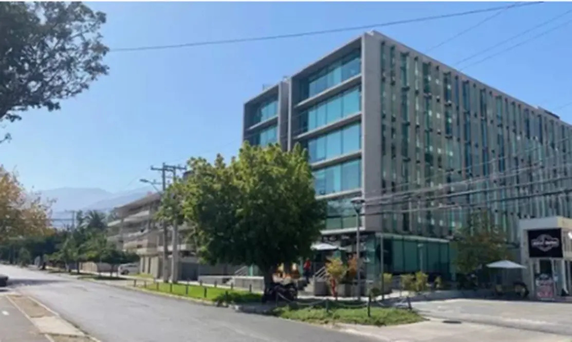 Venta Oficina 2B 1E 1B Metro Sim&oacute;n Bolivar - La Reina